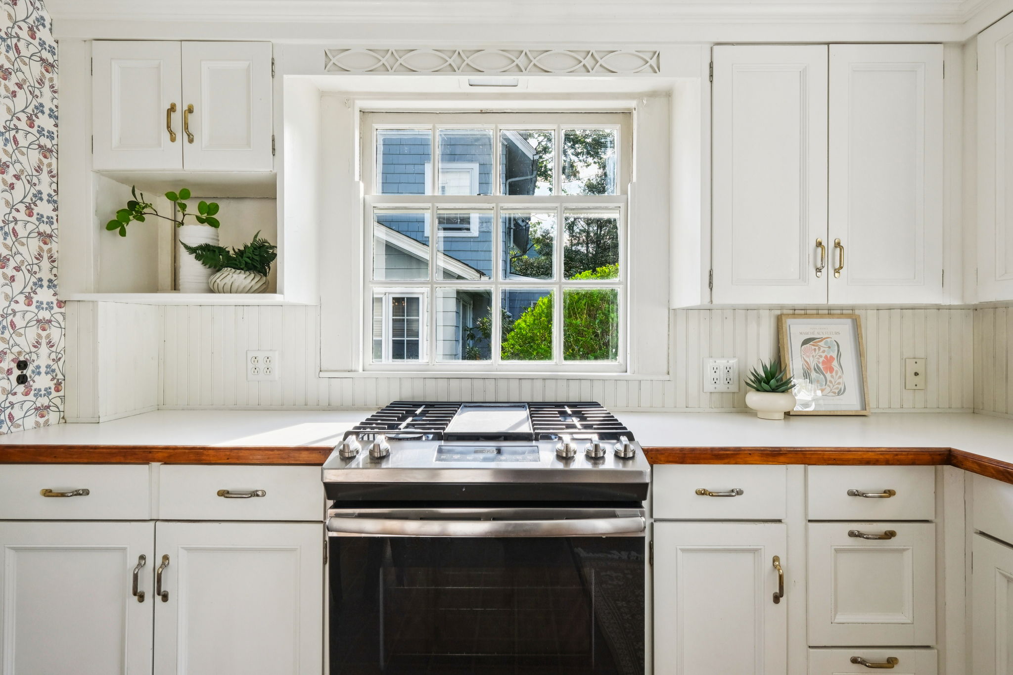 102 Bellevue Avenue 